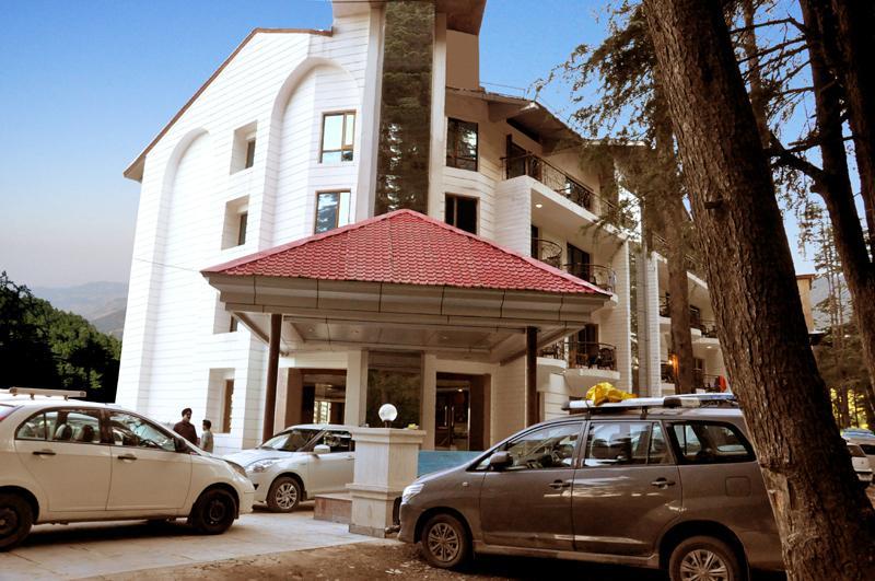 Hotel Trinetar Resorts Batoti Exterior foto